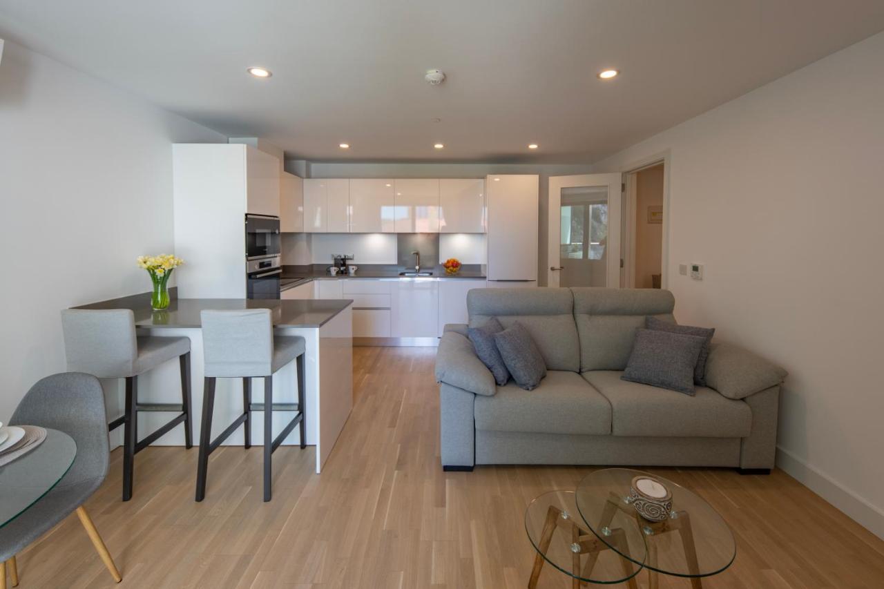 גיברלטר Brand New Luxury 1 Bed 2 Bath Apartment - Spa & Pool מראה חיצוני תמונה